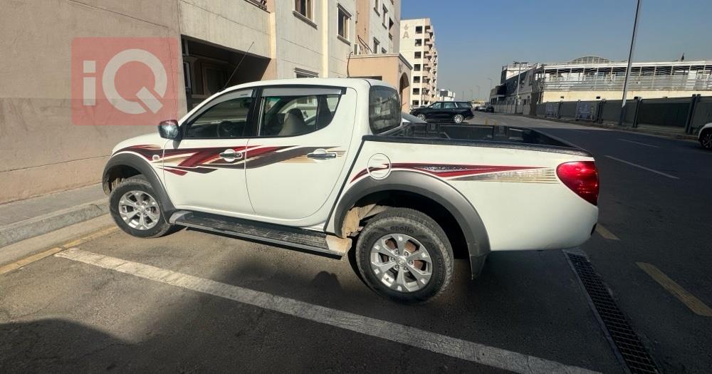 میتسوبیشی L200